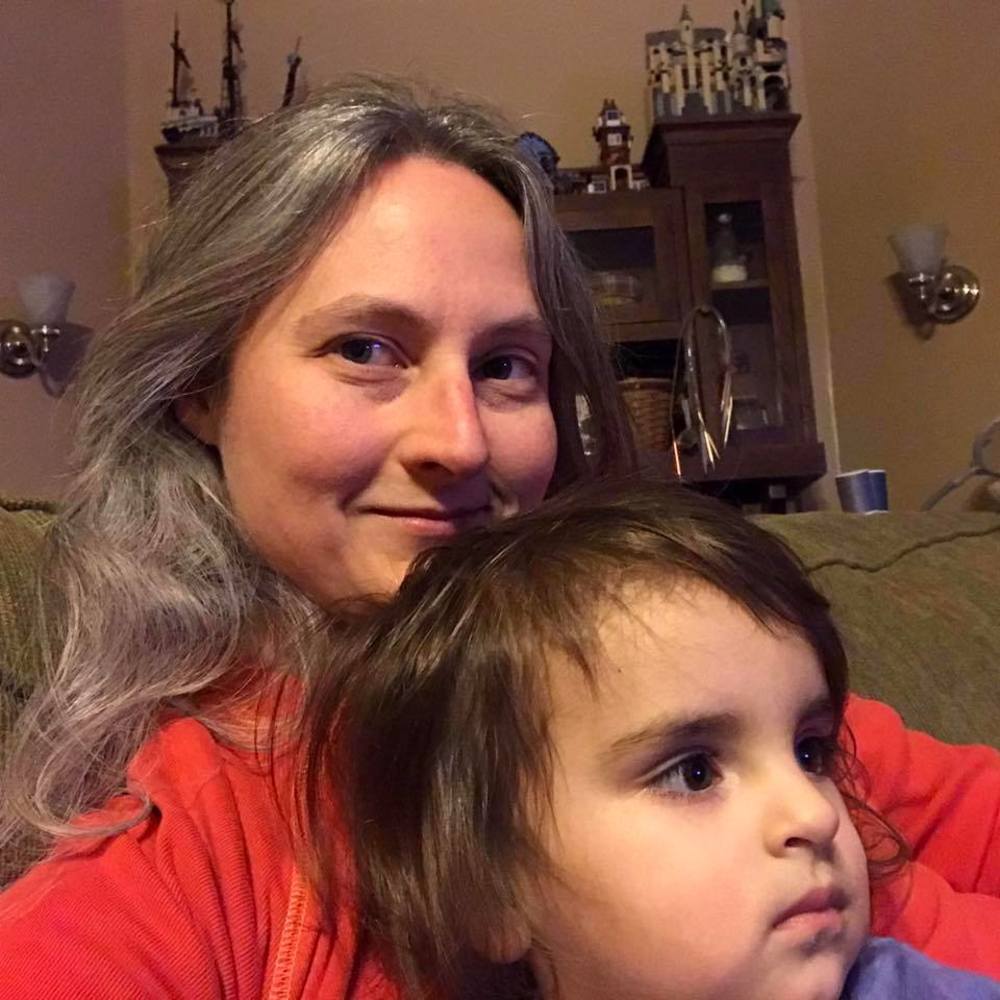 Meet your Posher, Olivia